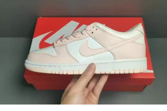 LOW DUNK NIKE Pearl＂DD1503-102 ＂Orange 0717